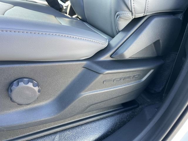 New 2026 Ford F550 4x4 Regular Cab Super Duty image 13