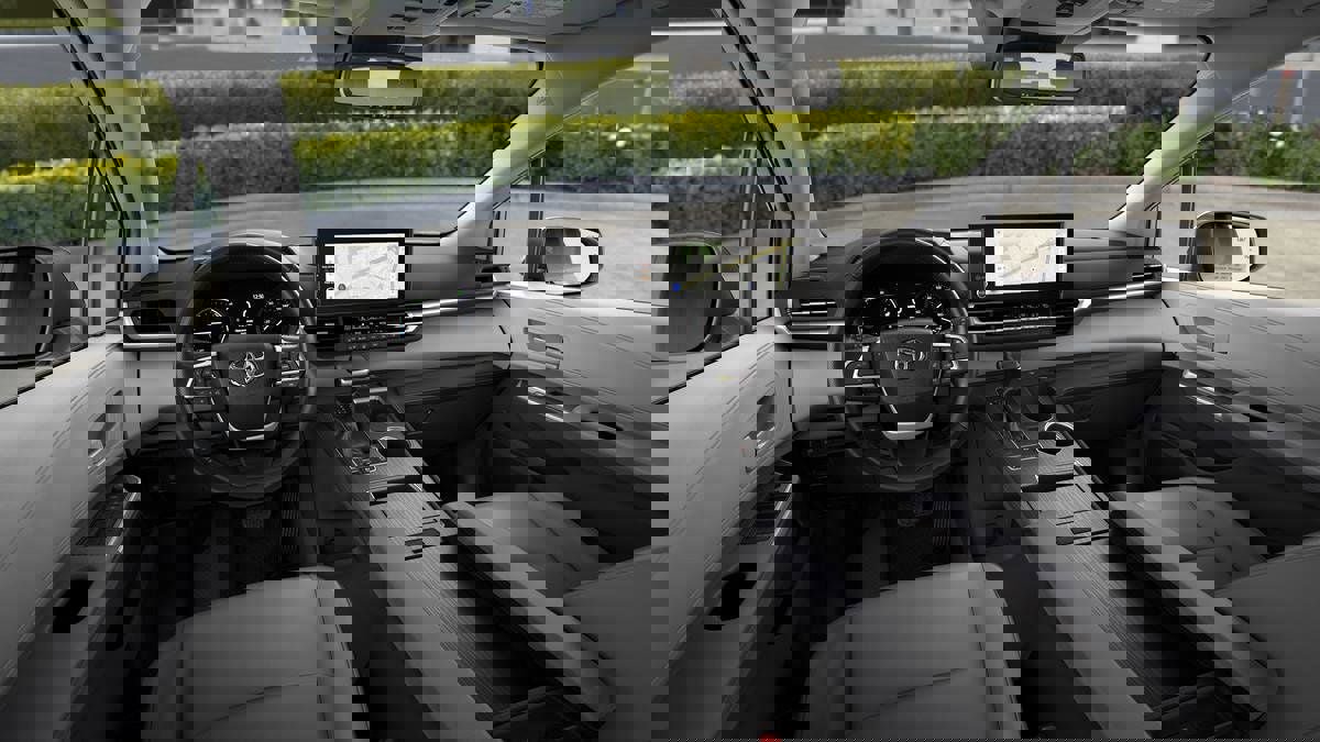 New 2026 Toyota Sienna XLE image 19