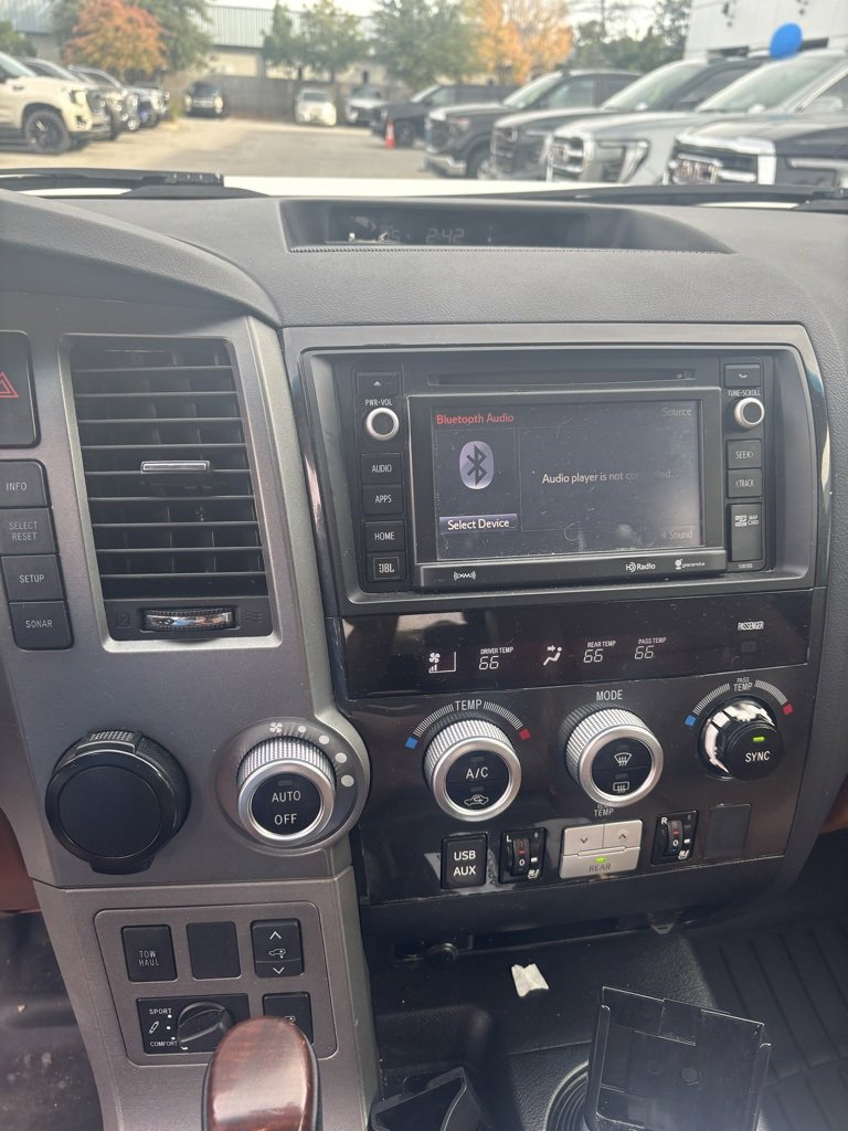 Used 2017 Toyota Sequoia Platinum image 22