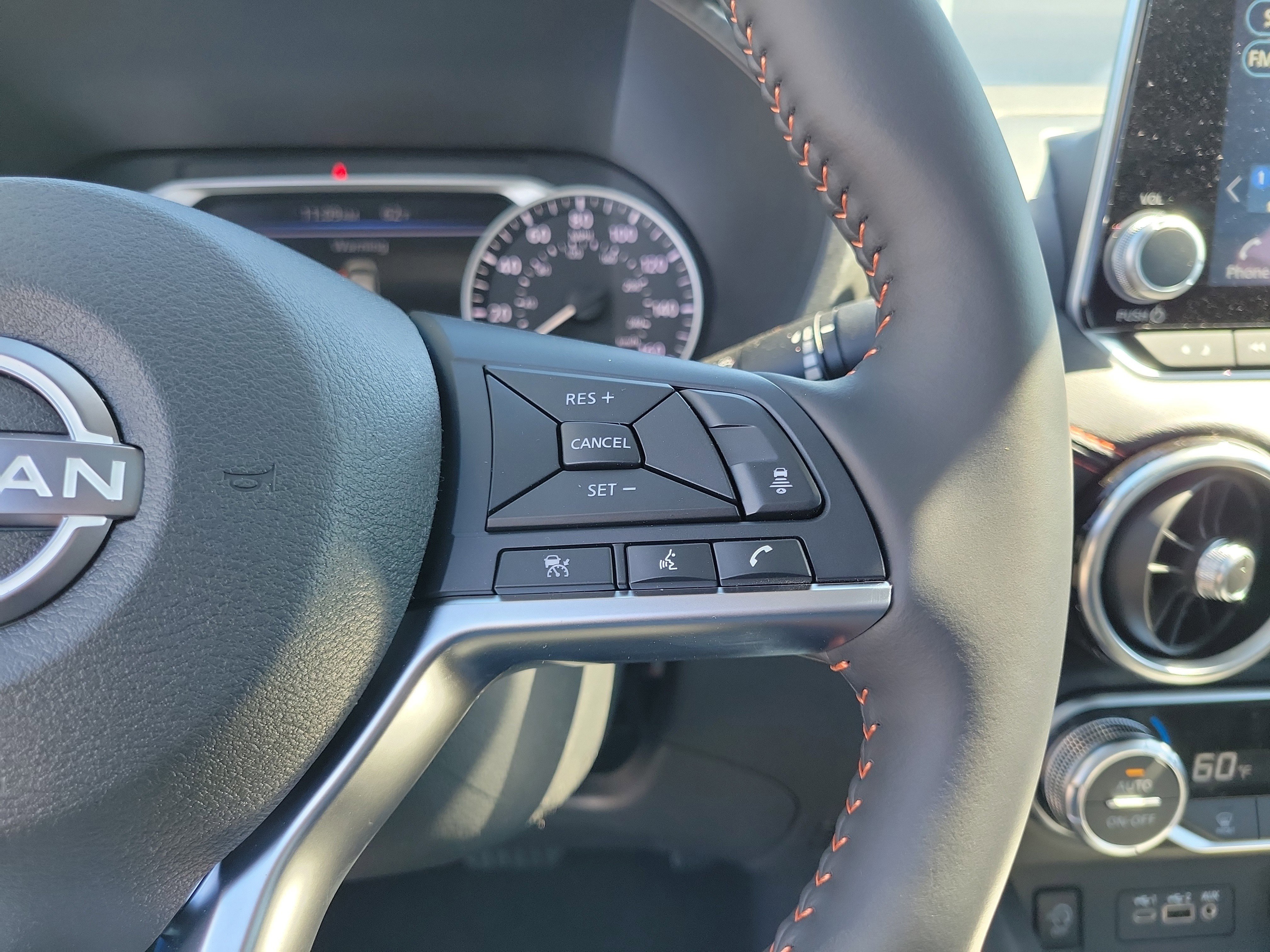 Used 2025 Nissan Sentra SR w/ SR Premium Package image 23