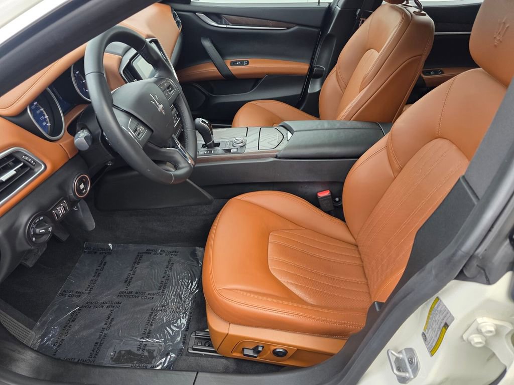 Used 2018 Maserati Ghibli S GranLusso RWD image 9