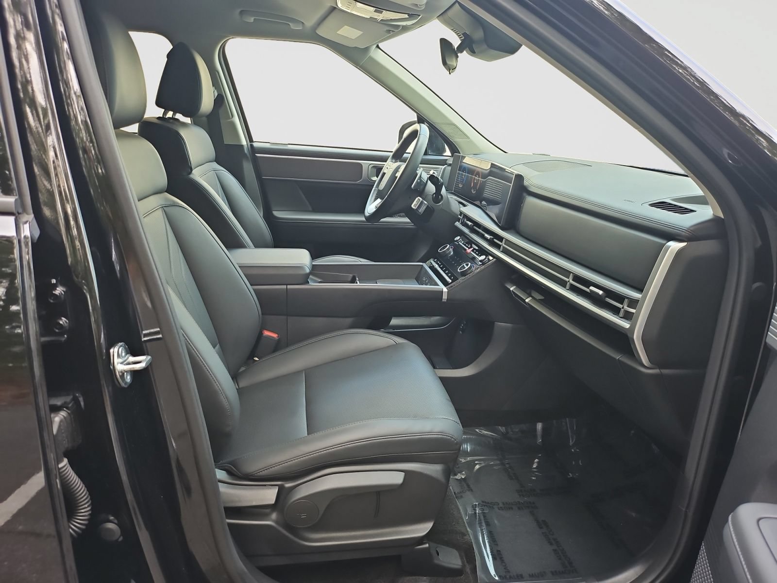 Used 2026 Hyundai Santa Fe SEL AWD/4WD image 17