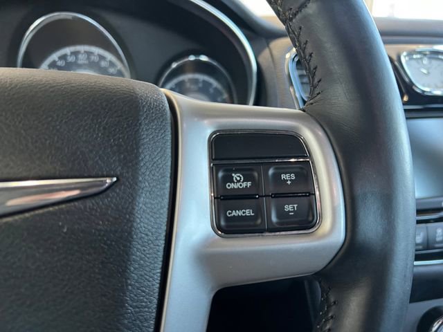 Used 2012 Chrysler 200 Limited image 17