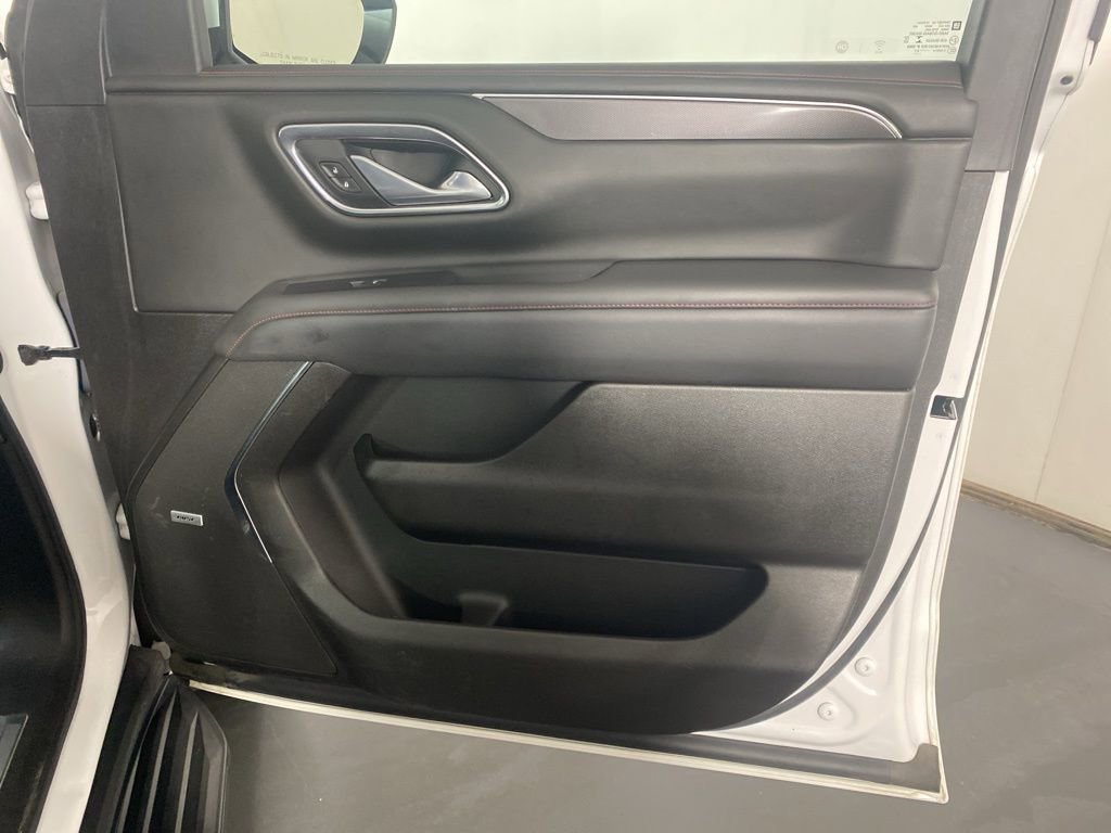 Used 2021 Chevrolet Tahoe RST w/ Luxury Package image 32