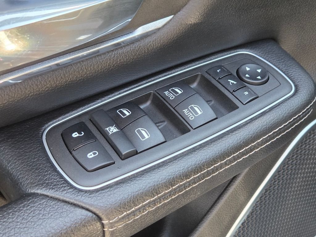 Used 2022 RAM 1500 Laramie RWD image 23