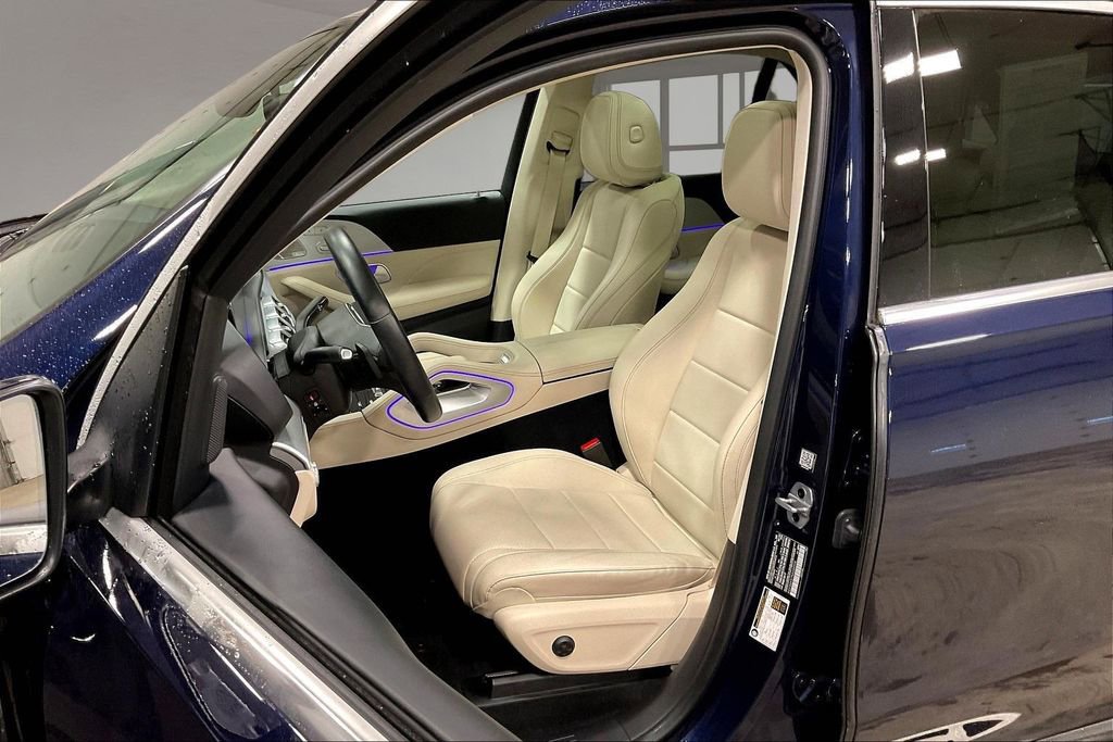 Used 2022 Mercedes-Benz GLE 350 4MATIC w/ Premium Package image 21