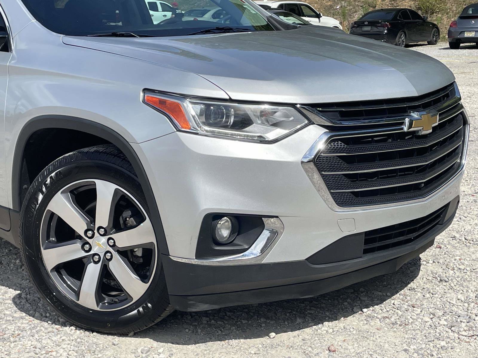 Used 2018 Chevrolet Traverse LT image 28