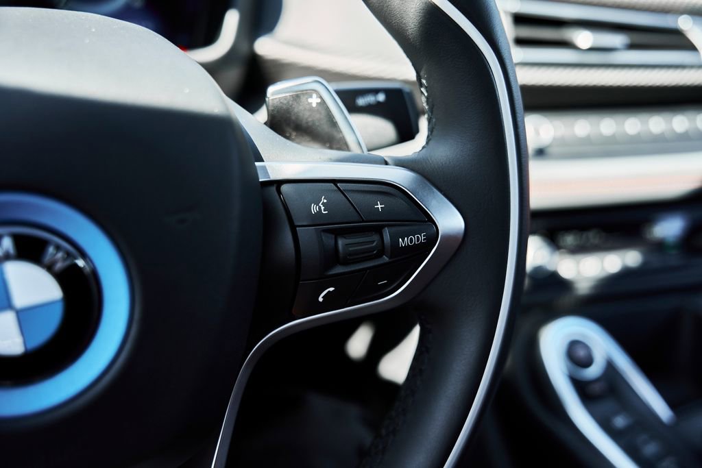 Used 2019 BMW i8 Coupe image 50