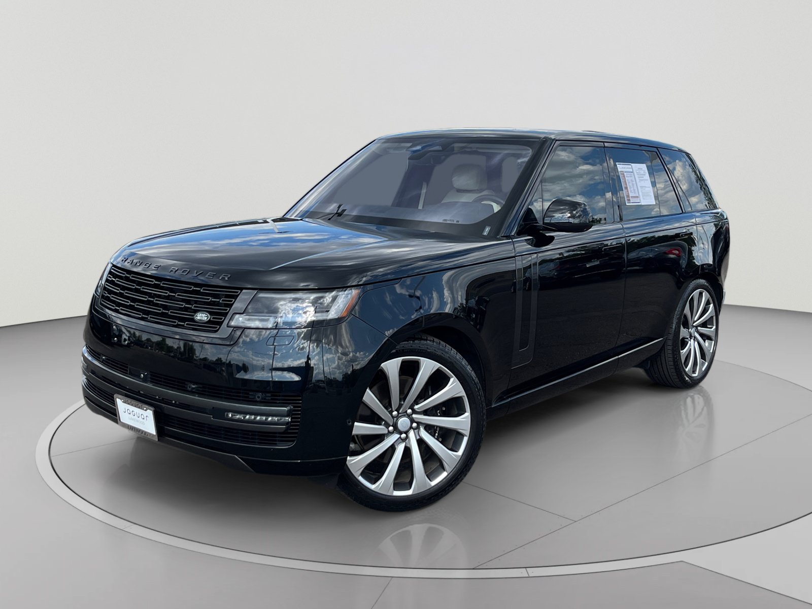 Used 2023 Land Rover Range Rover SE