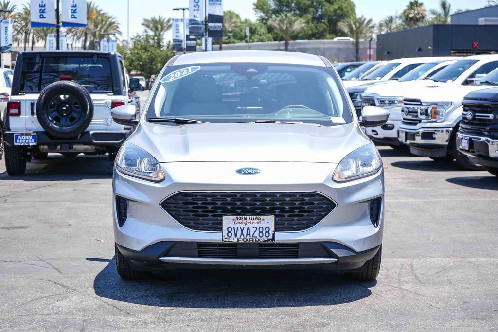 Certified 2021 Ford Escape SE FWD image 2
