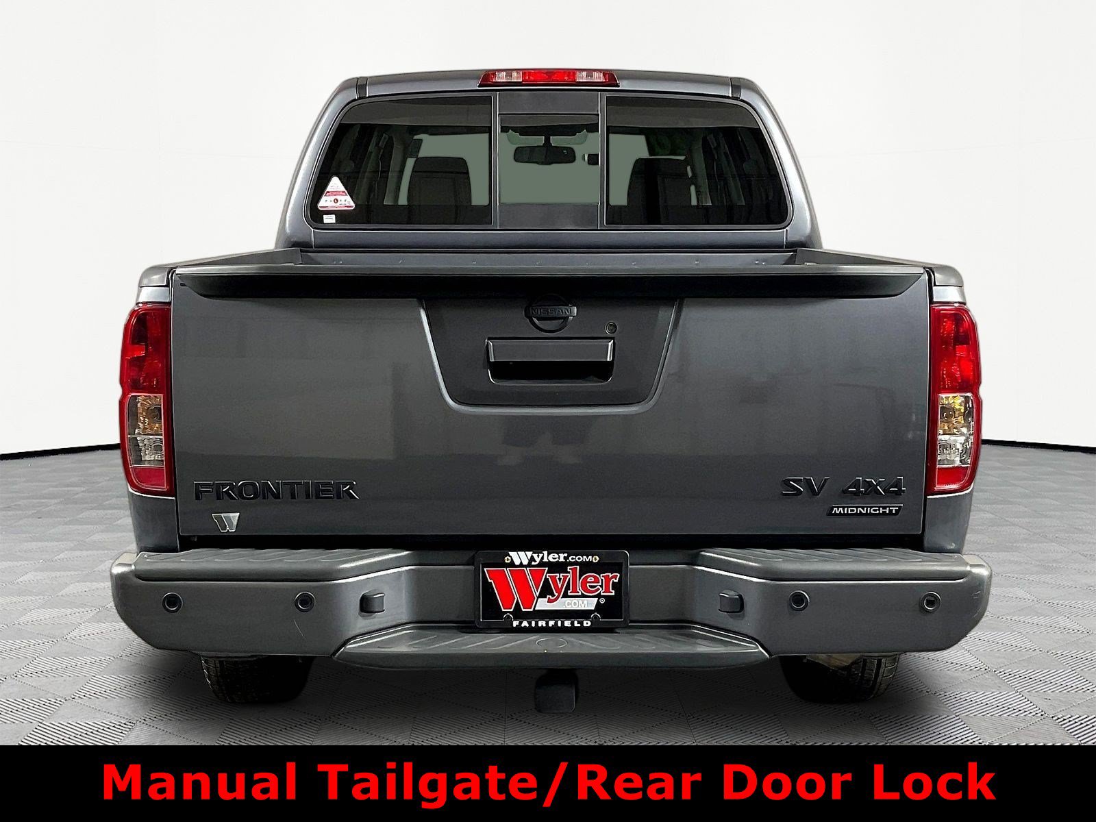 Used 2020 Nissan Frontier SV w/ Midnight Edition Floor Mats AWD/4WD image 5