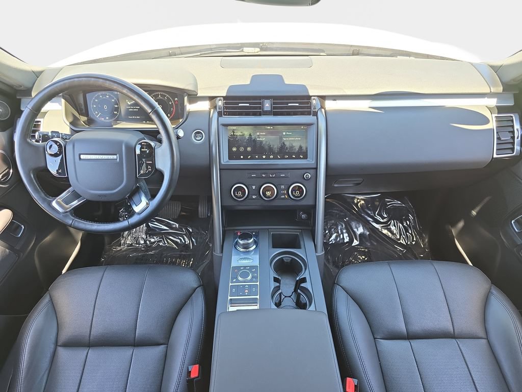 Used 2020 Land Rover Discovery Landmark AWD/4WD image 10