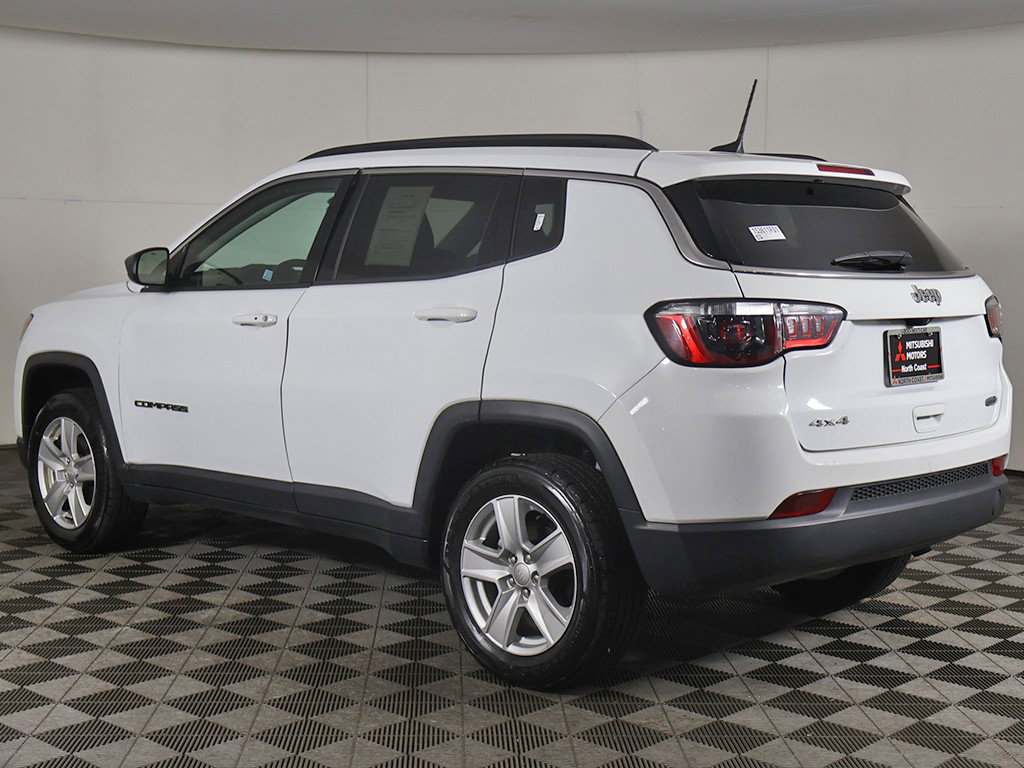 Used 2022 Jeep Compass Latitude AWD/4WD image 8