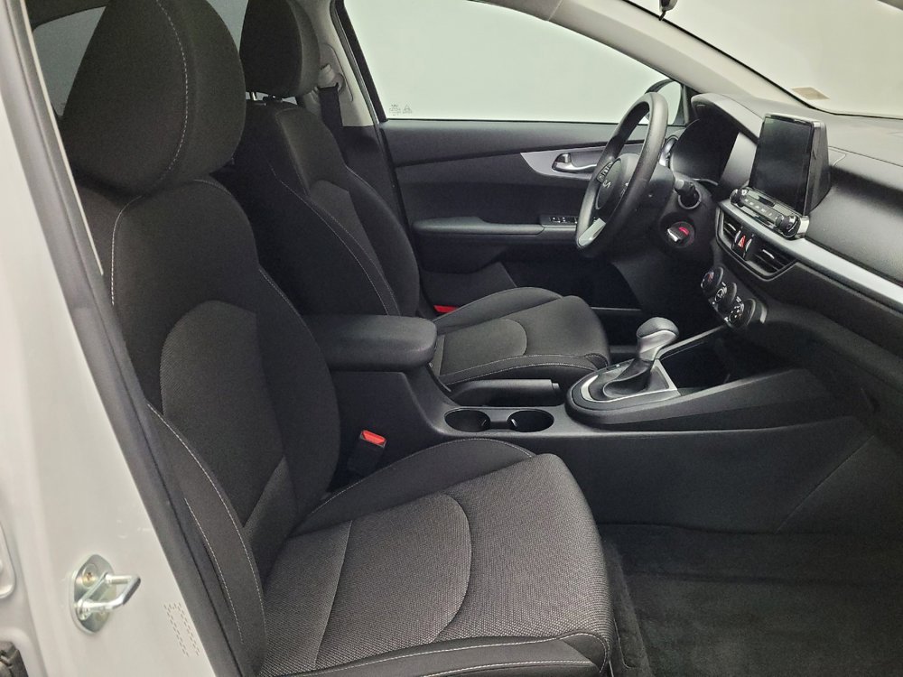 Used 2023 Kia Forte LXS w/ LXS Technology Package image 21