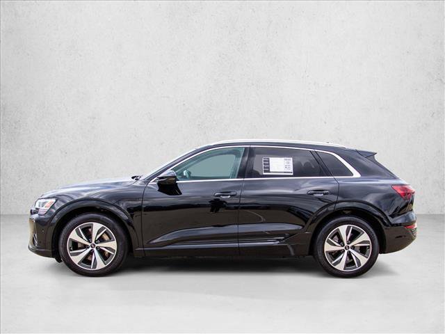 Certified 2024 Audi Q8 e-tron Premium Plus AWD/4WD image 8