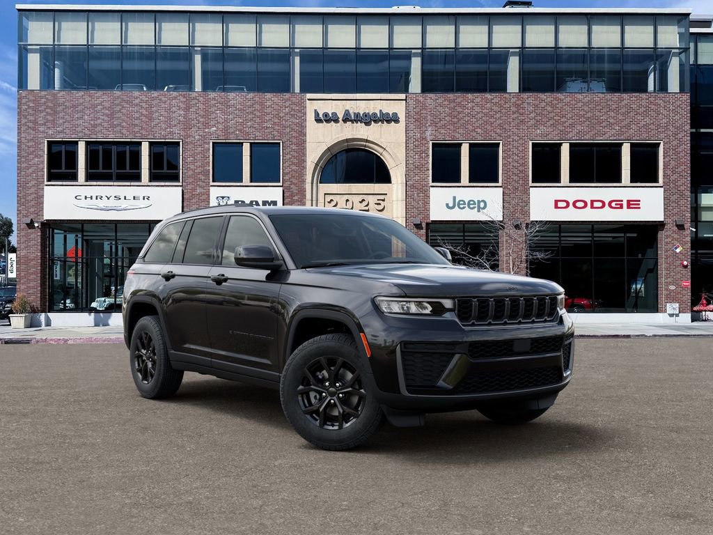 New 2026 Jeep Grand Cherokee Laredo image 5