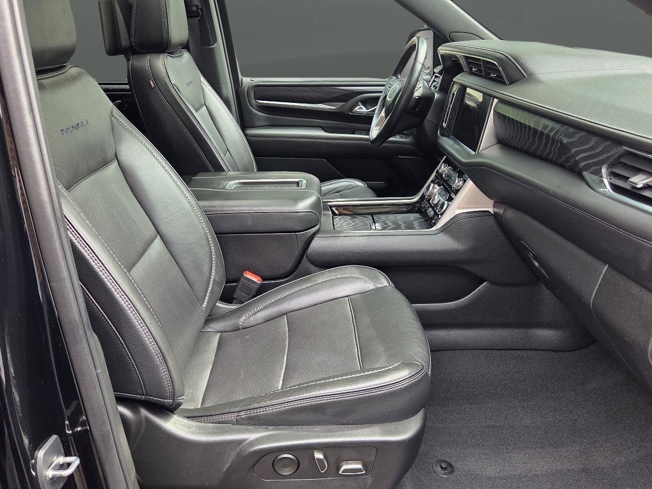 Used 2023 GMC Yukon Denali w/ Max Trailering Package AWD/4WD image 20