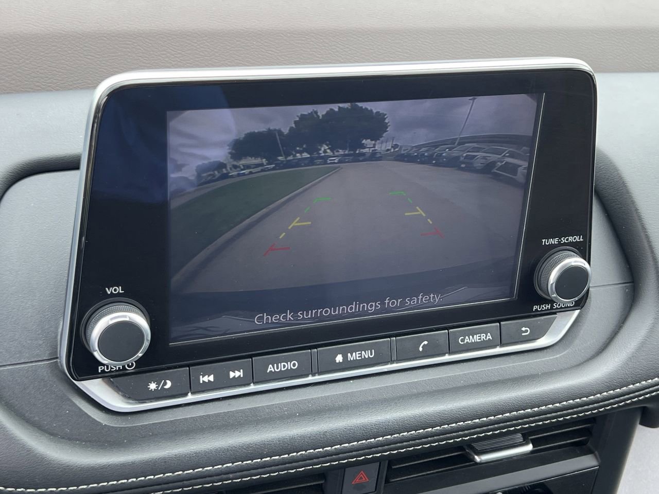 Certified 2023 Nissan Rogue SV FWD image 14