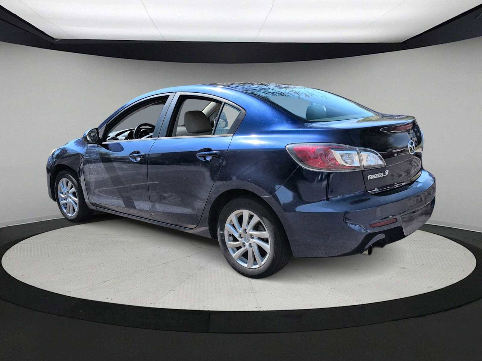 Used 2012 MAZDA MAZDA3 i Touring image 6