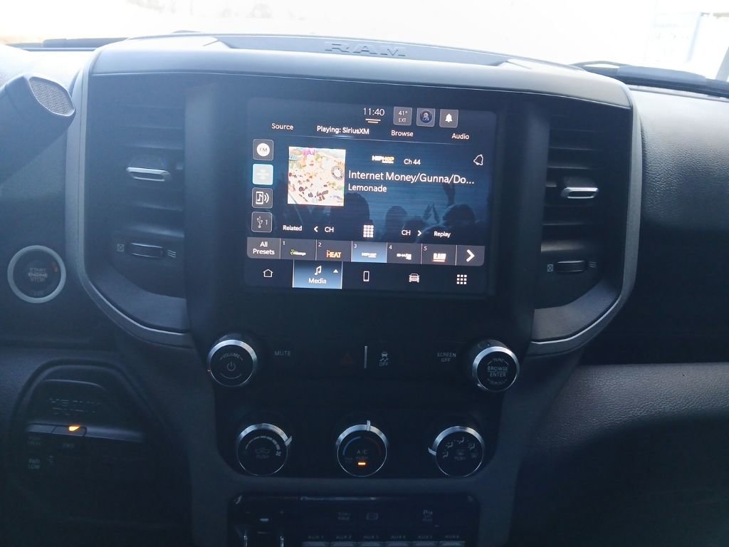 Used 2024 RAM 2500 Tradesman w/ Chrome Appearance Group image 21