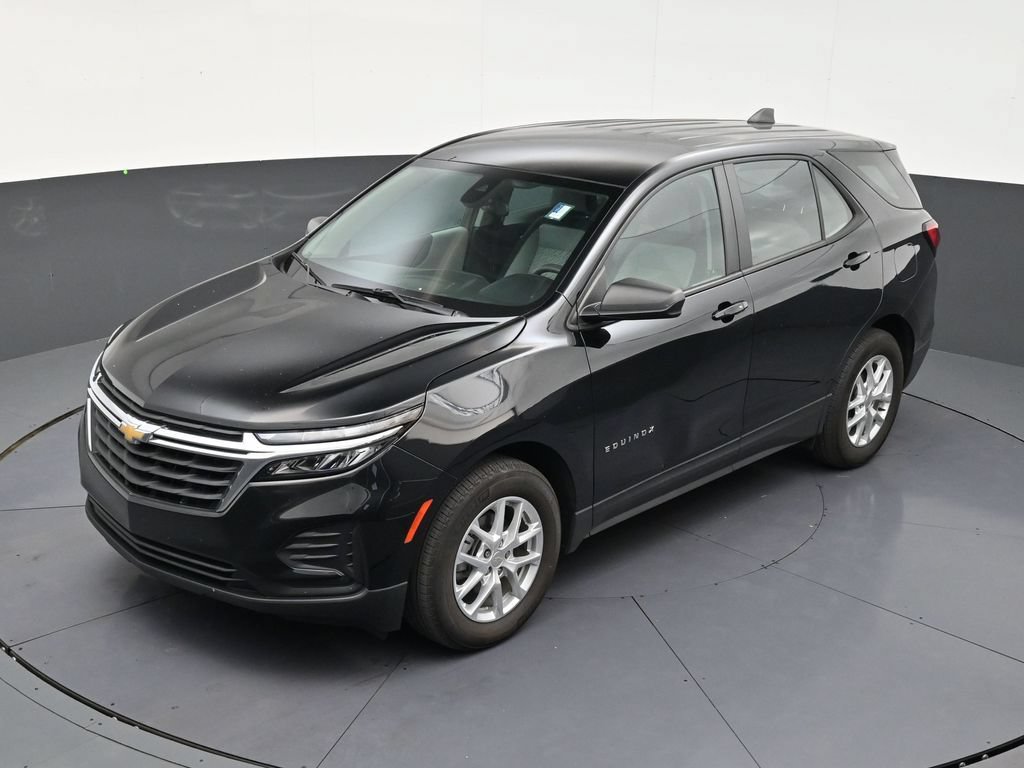Used 2024 Chevrolet Equinox LS FWD image 12