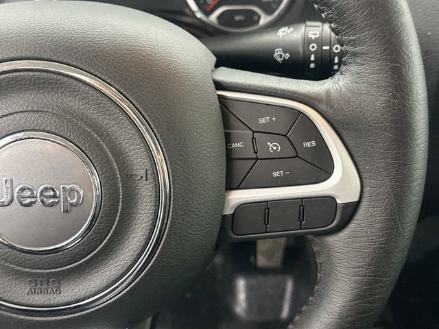 Used 2020 Jeep Renegade Latitude w/ Cold Weather Group image 22