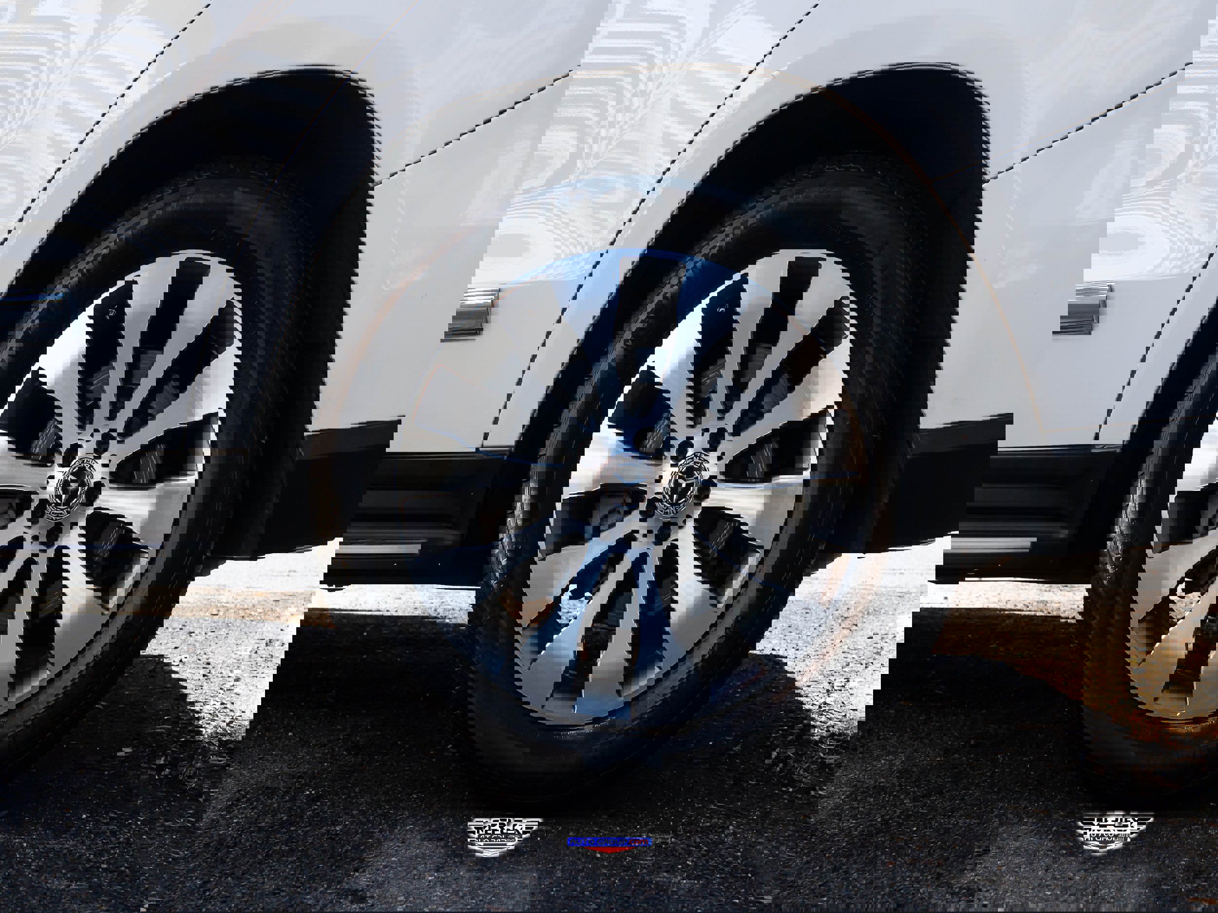 Used 2017 Mercedes-Benz GLS 450 4MATIC w/ Premium Package image 12