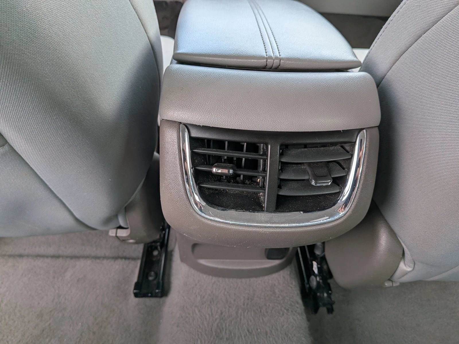 Used 2021 Chevrolet Malibu LT FWD image 36