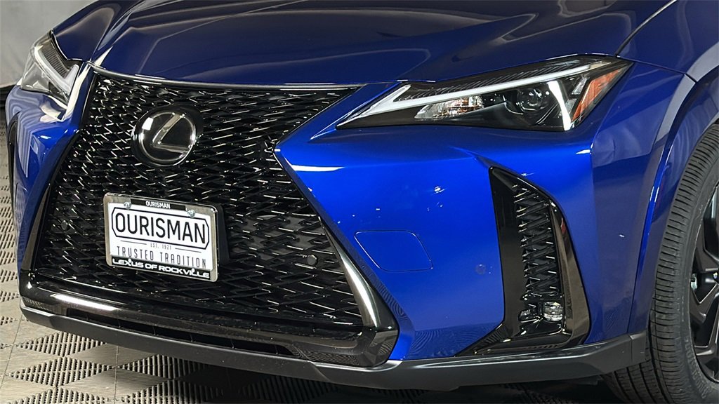 New 2025 Lexus UX 300h AWD image 3