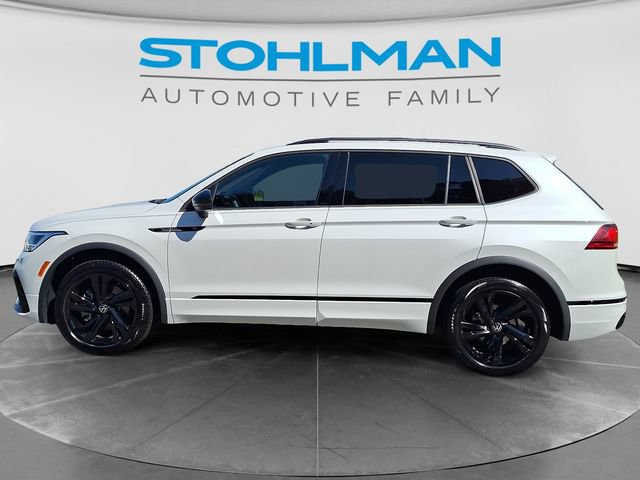 Certified 2024 Volkswagen Tiguan SE R-Line FWD image 8