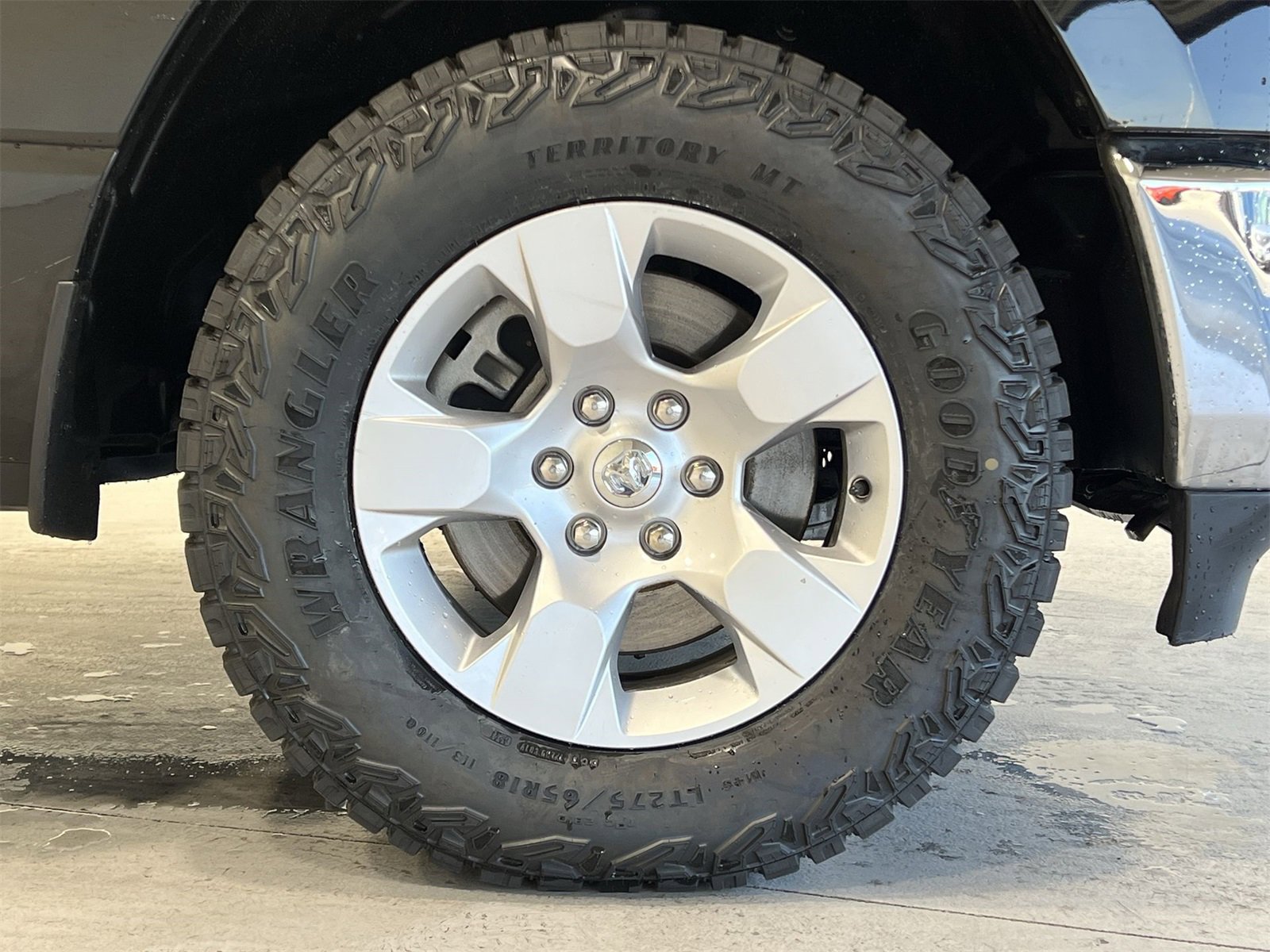 Used 2021 RAM 1500 Big Horn image 10