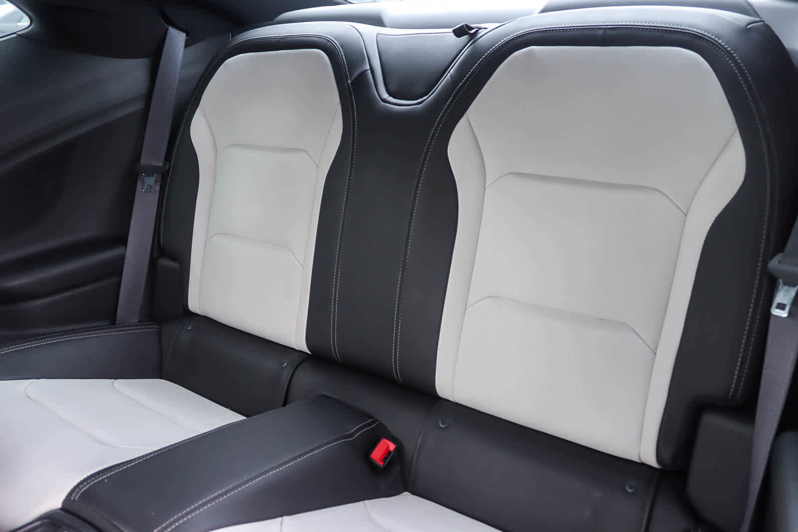 Used 2017 Chevrolet Camaro LT image 17