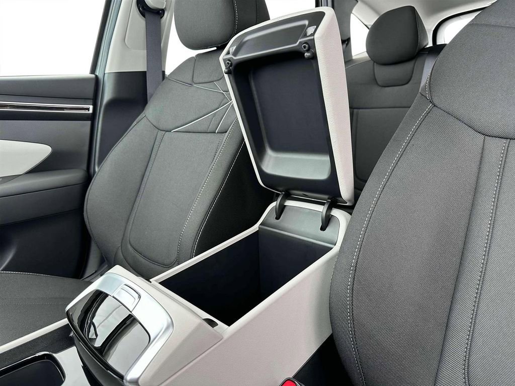 New 2024 Hyundai Tucson SE image 18