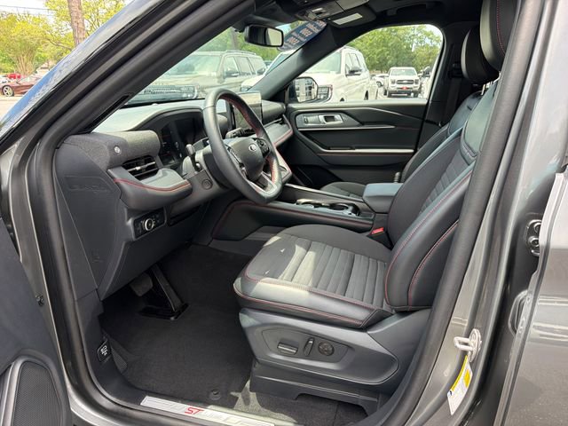 Used 2025 Ford Explorer ST-Line w/ Premium Package AWD/4WD image 10
