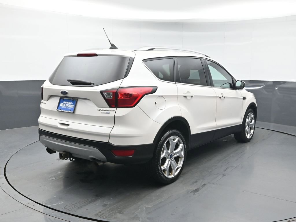 Used 2019 Ford Escape Titanium image 6