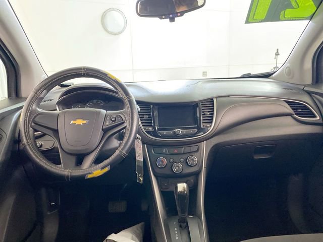 Used 2021 Chevrolet Trax LS AWD/4WD image 33