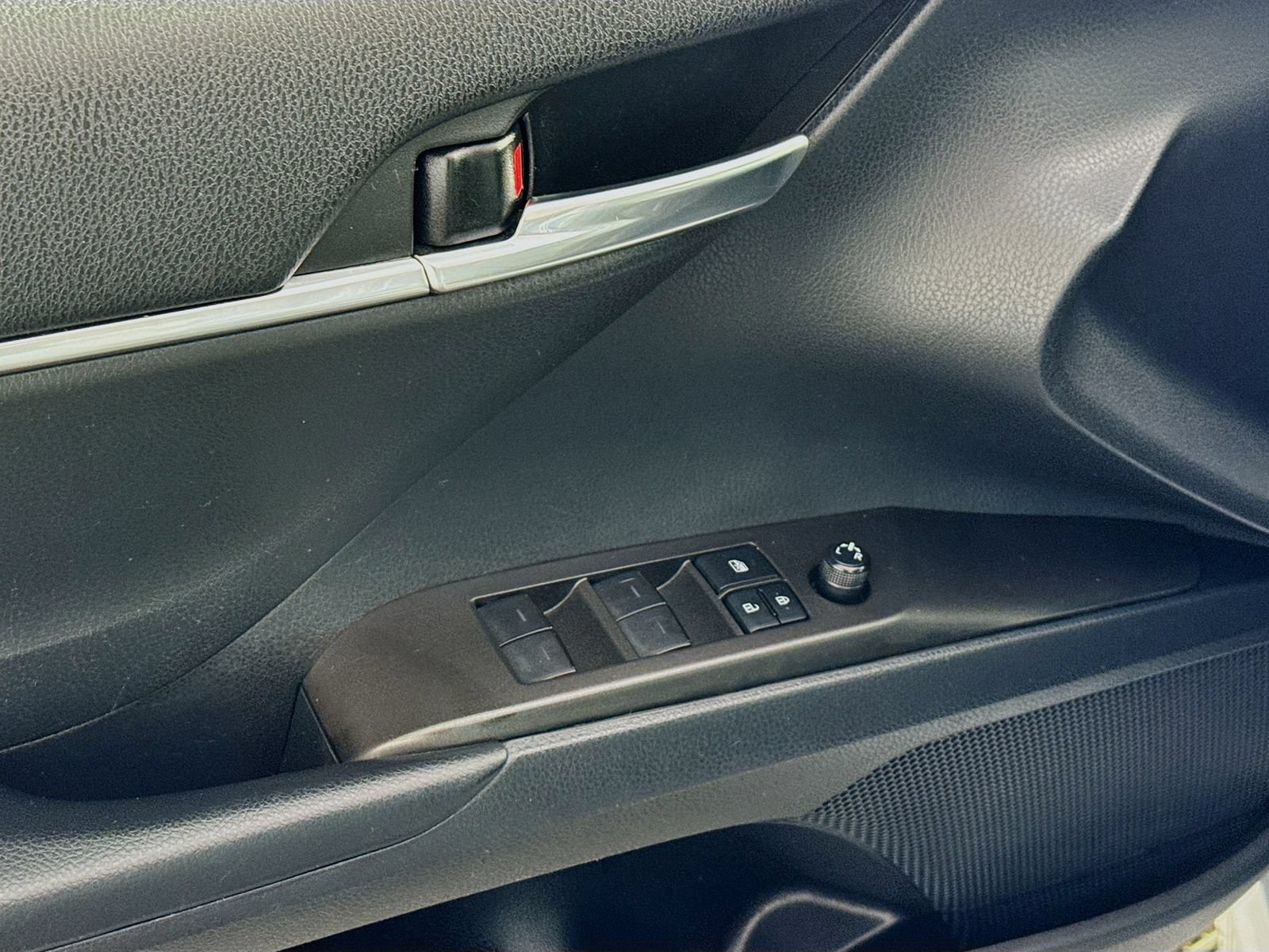 Certified 2022 Toyota Camry SE FWD image 14