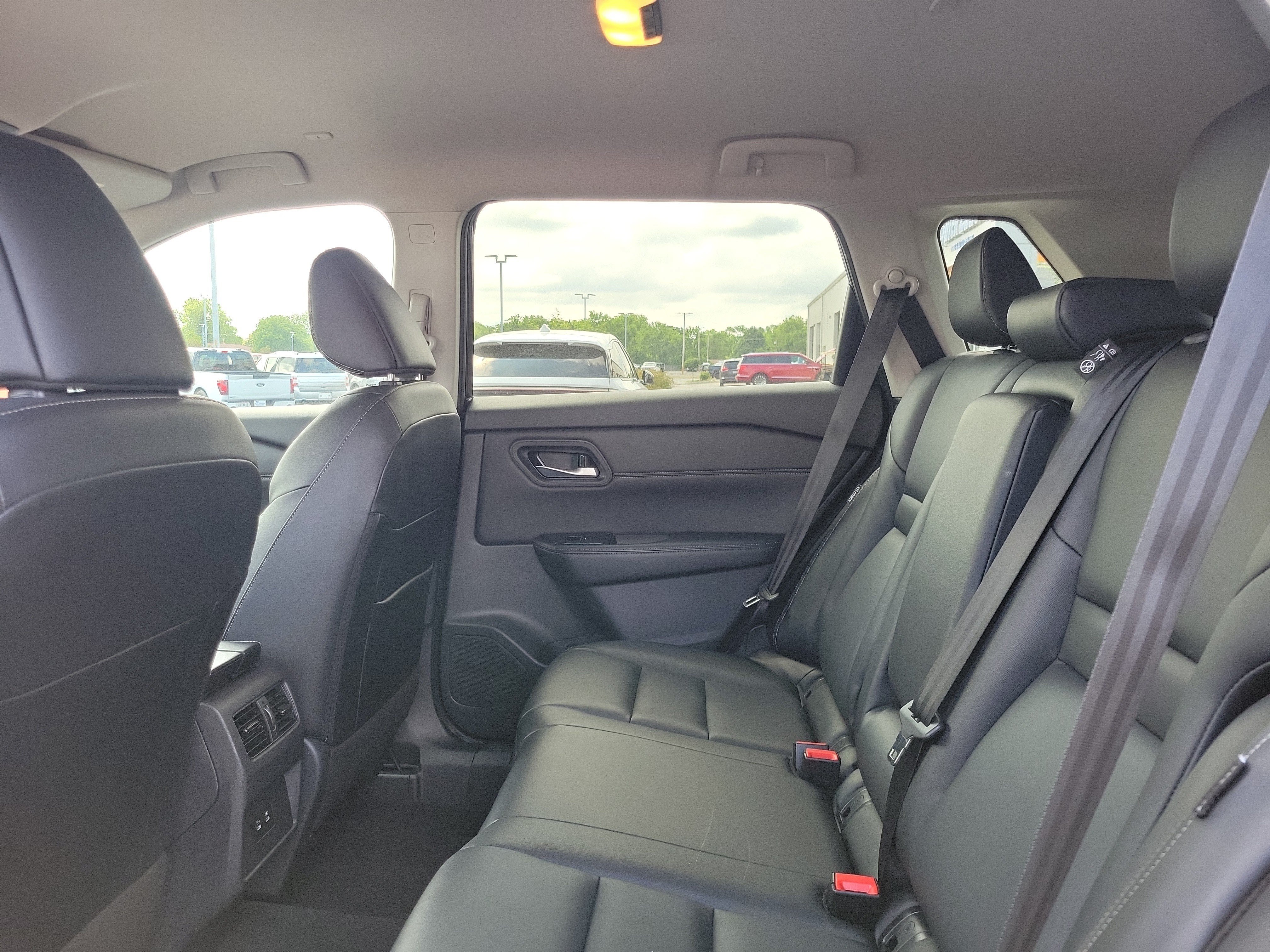 Used 2026 Nissan Rogue SL AWD/4WD image 11