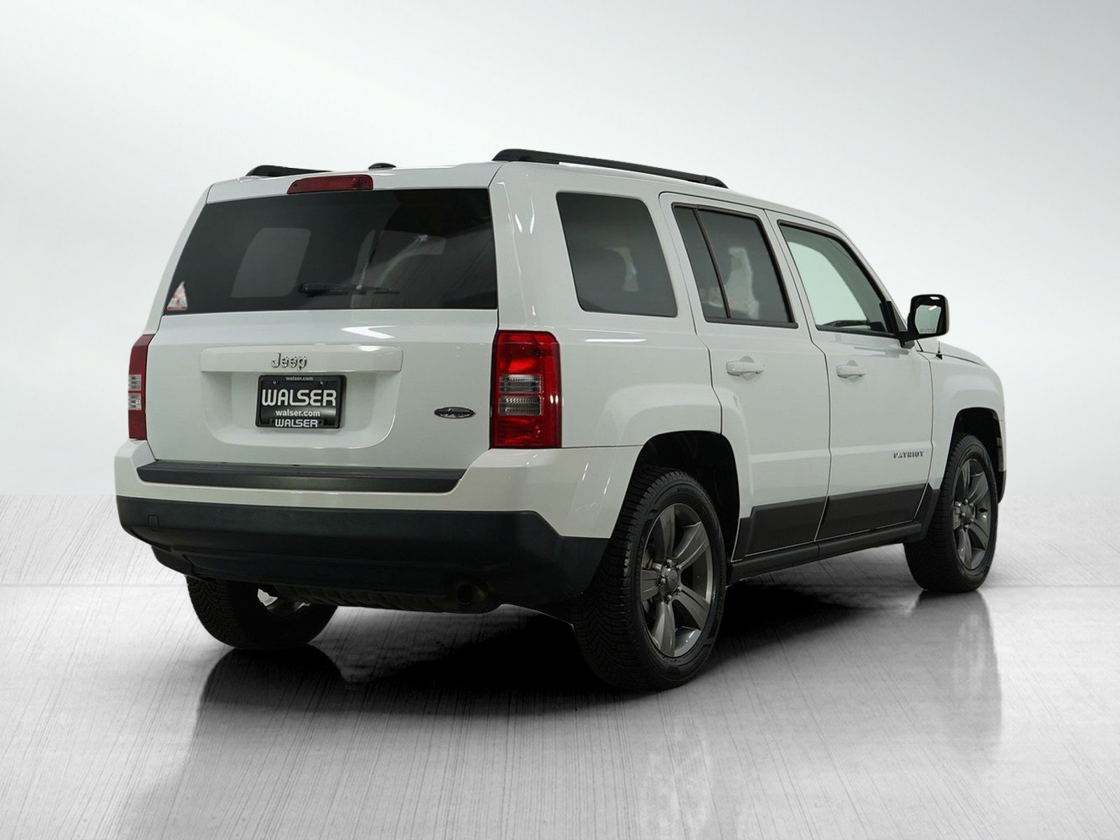 Used 2015 Jeep Patriot High Altitude image 5
