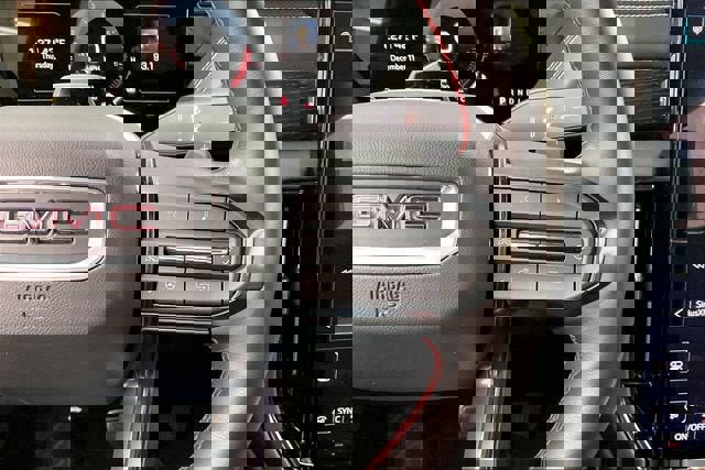 Certified 2025 GMC Yukon XL AT4 Ultimate image 24