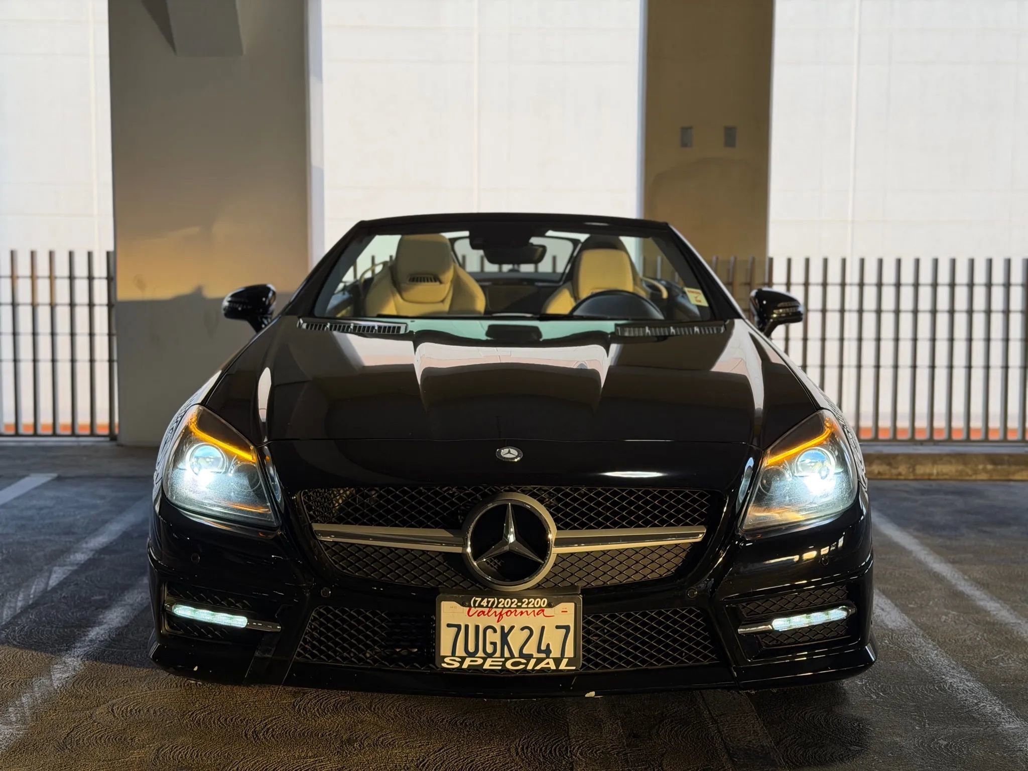 Used 2014 Mercedes-Benz SLK 250 w/ Sport Package image 8