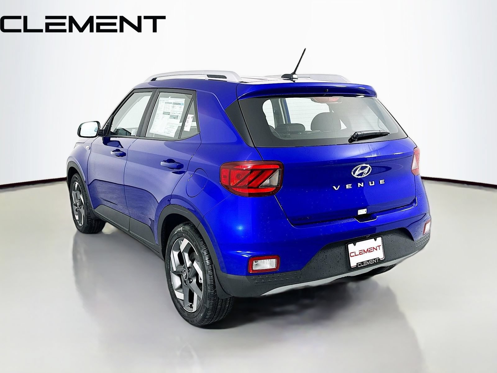 Certified 2026 Hyundai Venue SEL FWD image 10