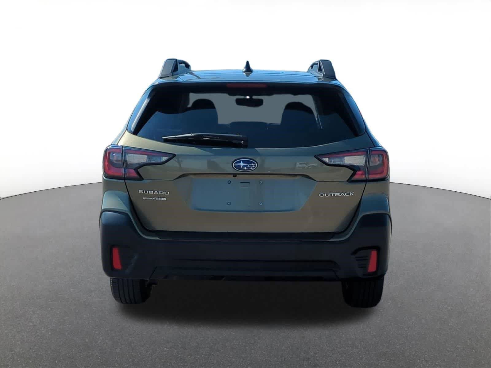 Used 2020 Subaru Outback Premium image 5