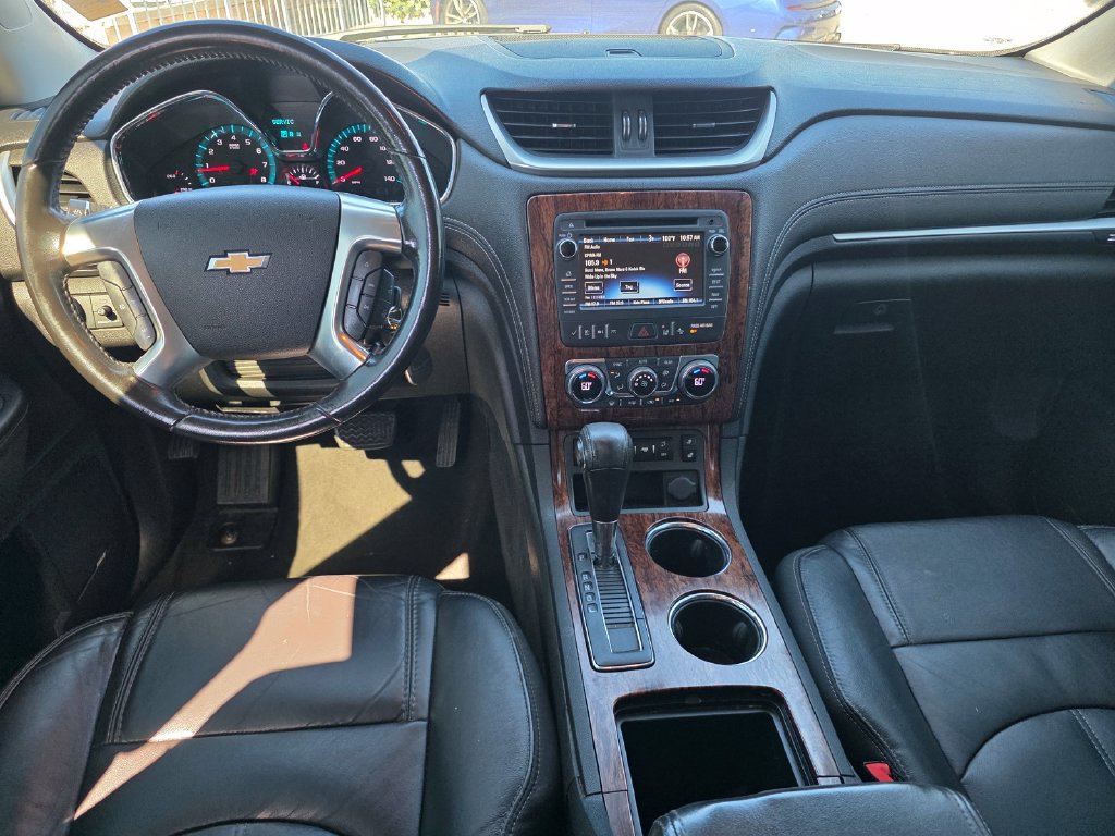 Used 2014 Chevrolet Traverse LT w/ LPO, 'HIT The Road' Package AWD/4WD image 17