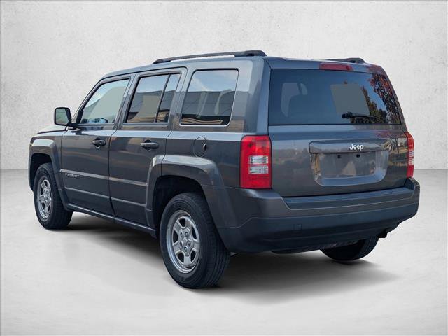 Used 2015 Jeep Patriot Sport w/ Power Value Group FWD image 7