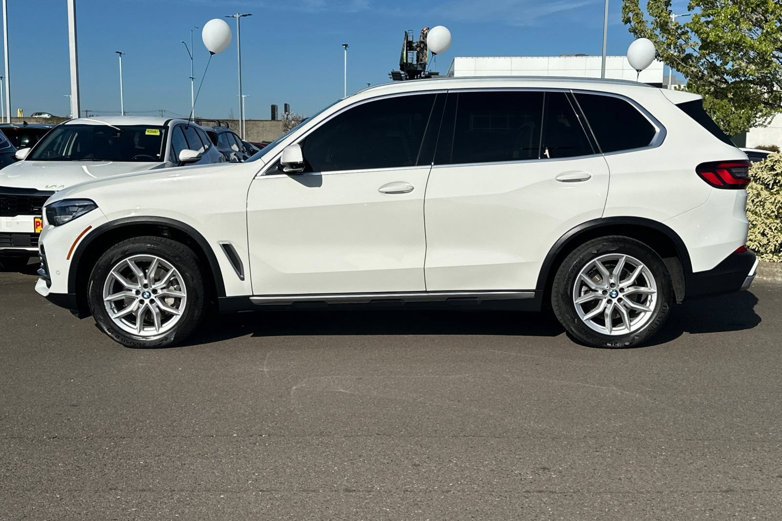 Used 2021 BMW X5 xDrive40i w/ Convenience Package AWD/4WD image 7
