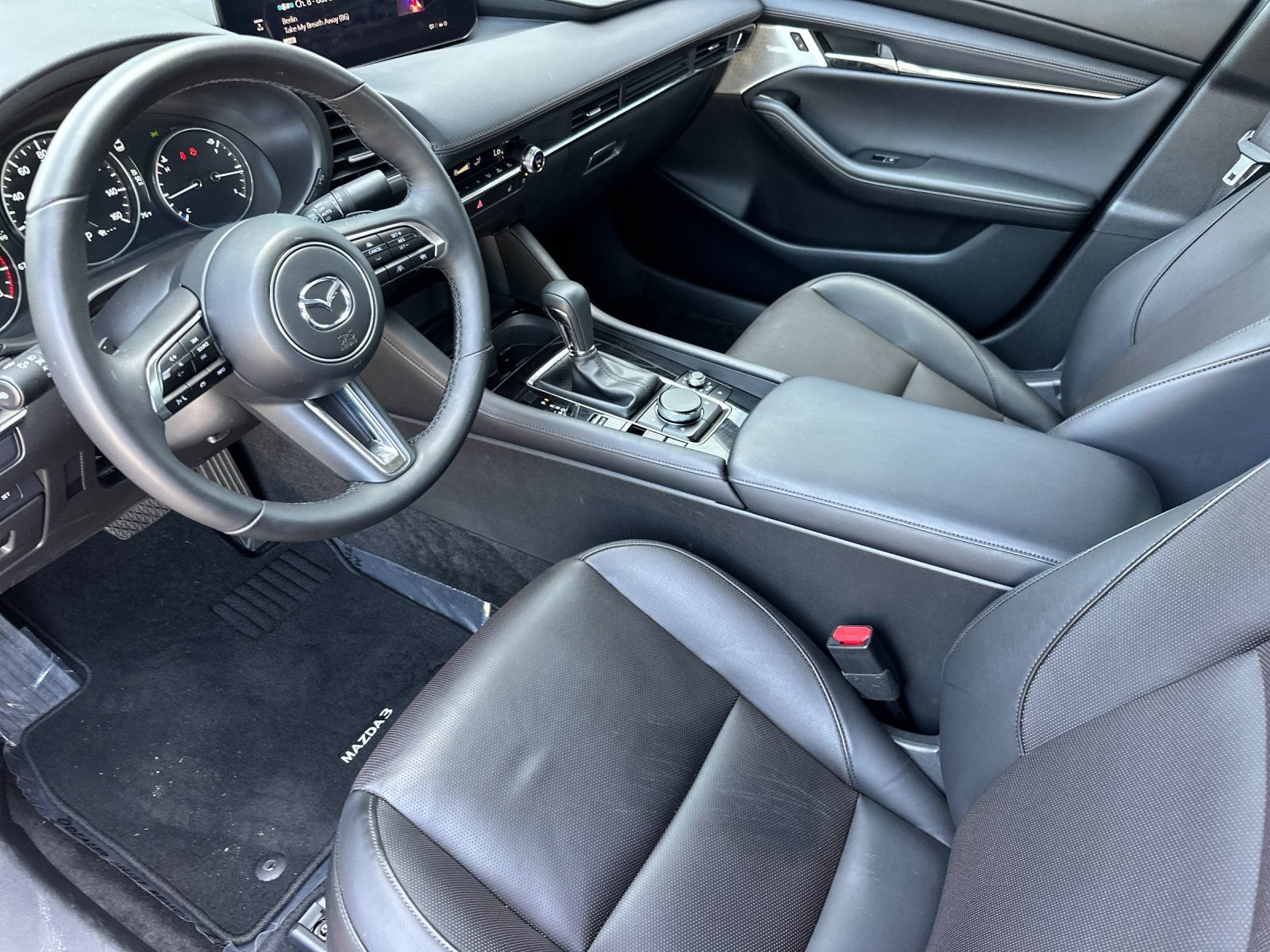 Used 2025 MAZDA MAZDA3 2.5 Turbo Sedan w/Premium Plus AWD/4WD image 9
