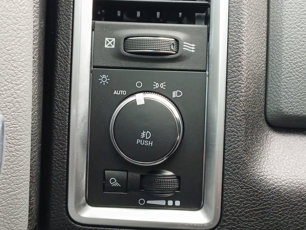 Used 2019 RAM 1500 Lone Star RWD image 12