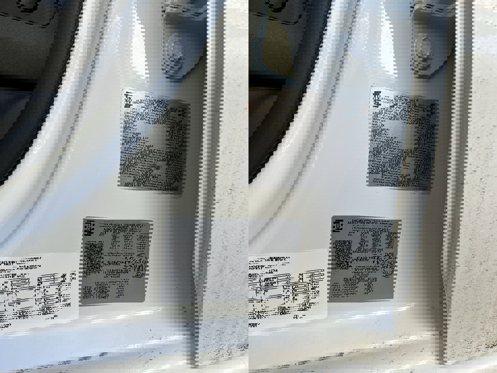 Used 2024 GMC Sierra 2500 AT4 w/ AT4 Premium Plus Package image 28