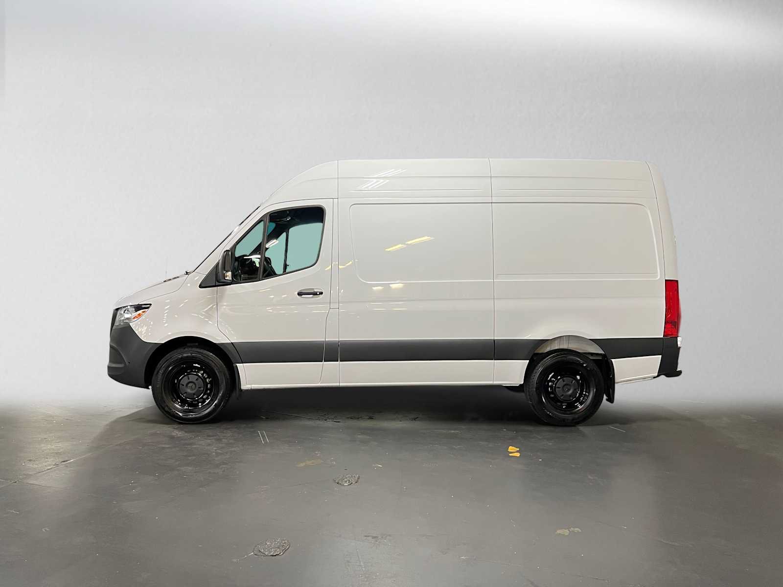 Used 2026 Mercedes-Benz Sprinter 2500 image 7